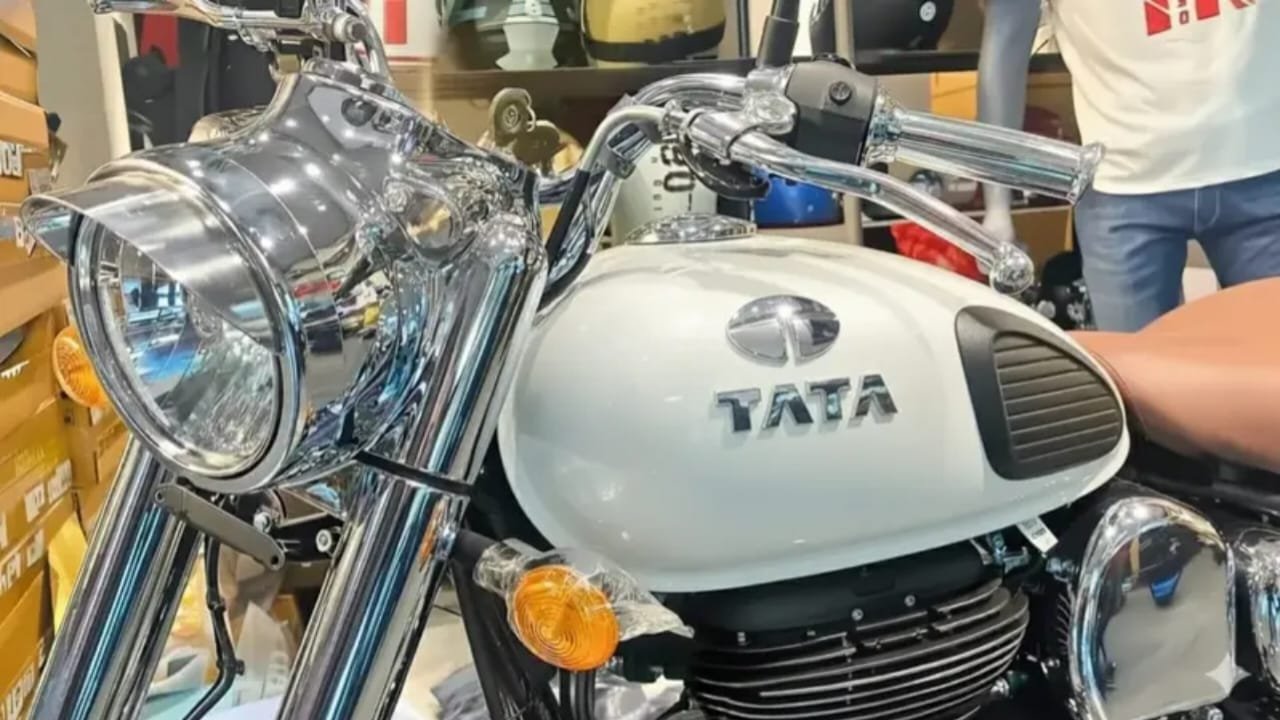 Tata 250cc Bike Launches – 31PS Liquid-Cooled Powertrain, 6-Speed Sport Shift & 95km/l Performance Mileage at Just ₹38,999!